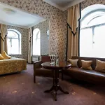 Hotel Hestia Barons Old Town 4*
