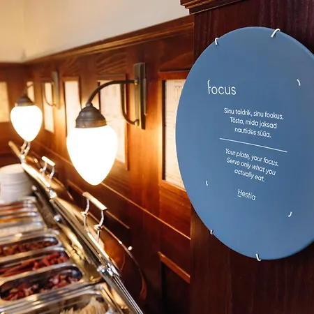 Hestia Barons Old Town Otel 4*