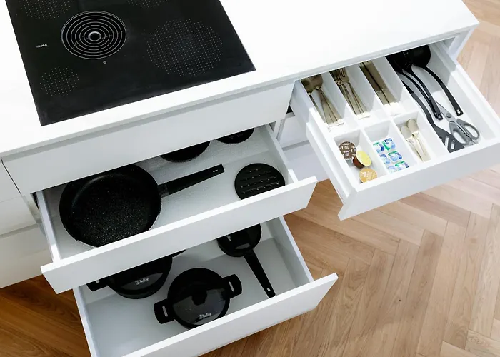 Hestia Barons Old Town Hotel 4*