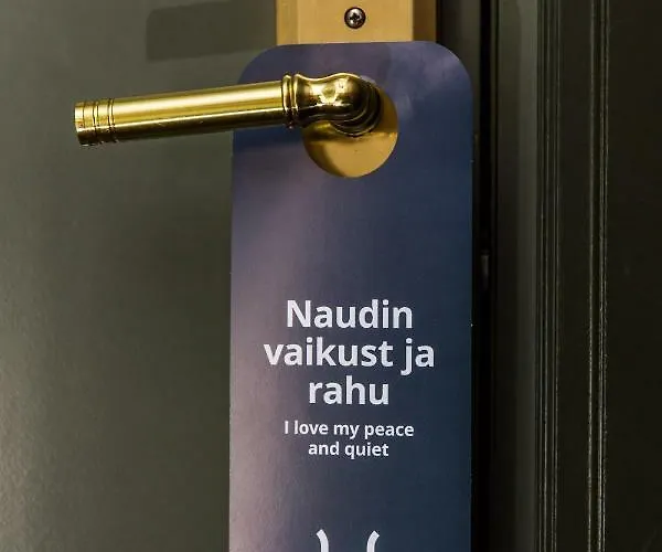 Hotel Hestia Barons Old Town 4*