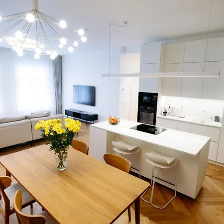 Hestia Barons Old Town Hotell