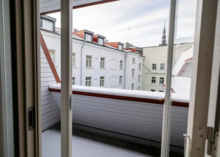 Hotel Hestia Barons Old Town 4*